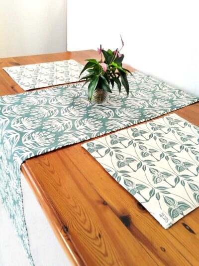 Agapanthus - Aqua - Runner